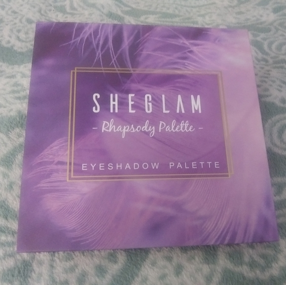 Rhapsody Eyeshadow Palette. - Picture 6 of 8